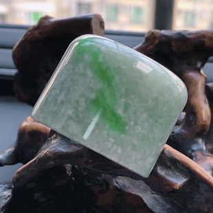 自然光实拍/缅甸天然翡翠A货飘绿厚装圈口23mm31号扳指/戒指55.39