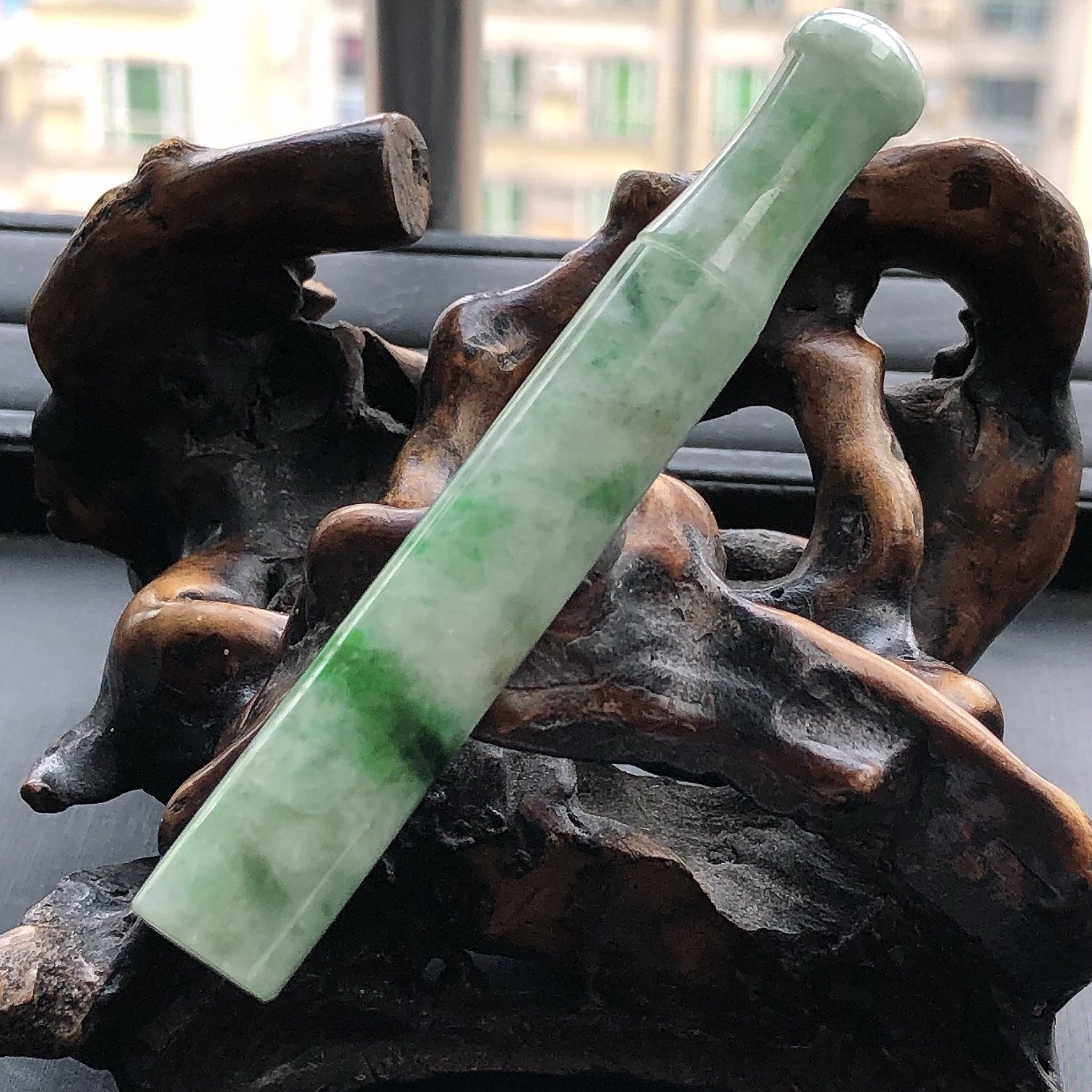 缅甸天然翡翠A货飘阳绿烟嘴