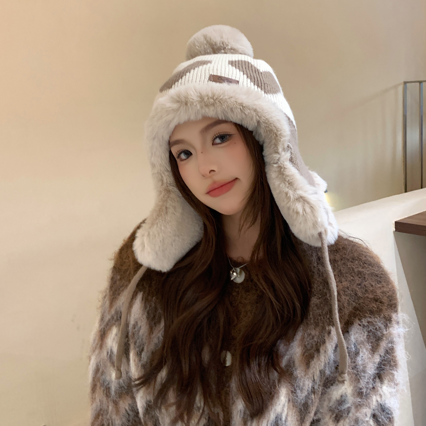 帽子女冬东北防寒加绒加厚雷锋帽针织毛线护耳帽百搭户外保暖可爱