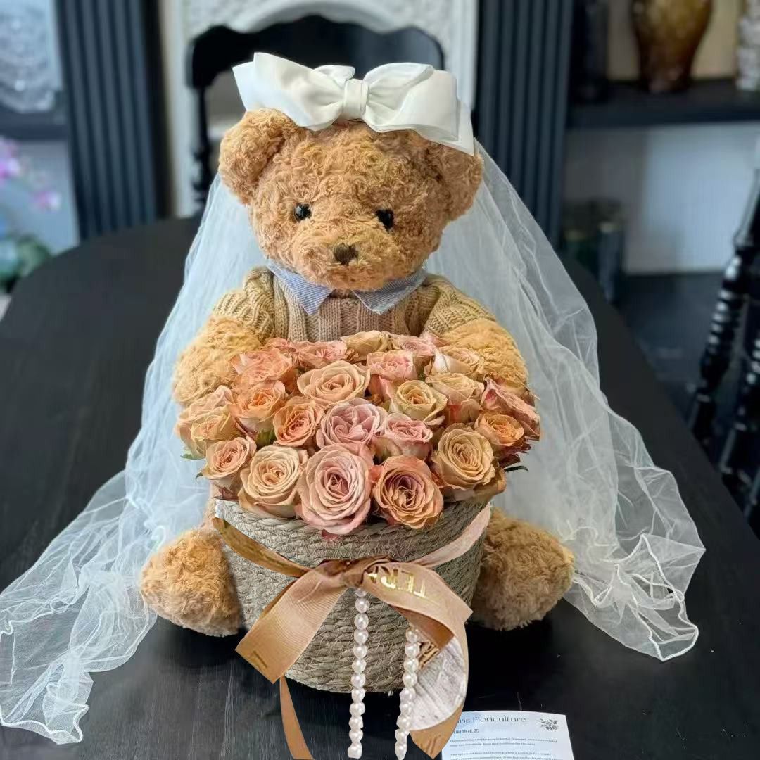 永生花小熊抱抱桶头纱花束仿真玫瑰皂花送女朋友送闺蜜生日礼物花