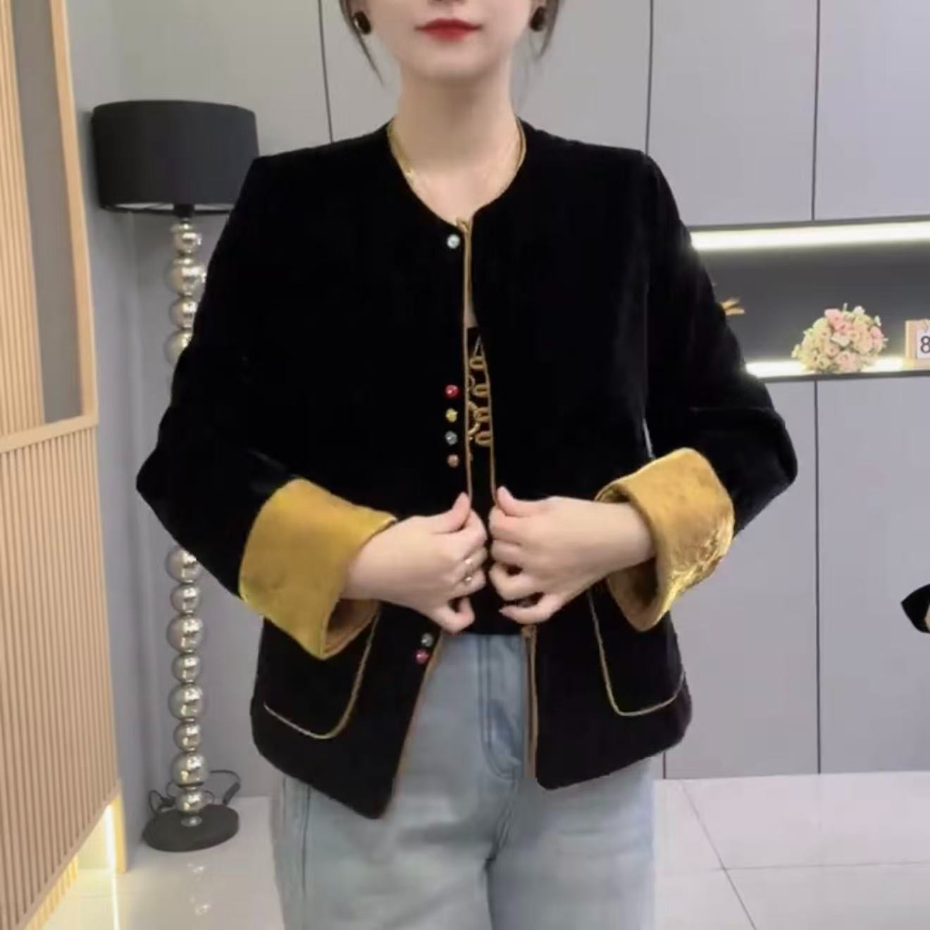 中式国风复古盘扣丝绒外套女