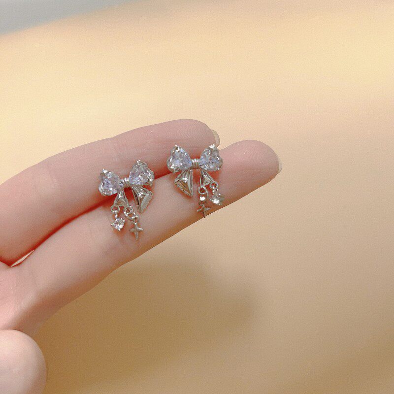 礼轩 璀璨蝴蝶 S999纯银蝴蝶结耳钉锆石耳环水钻耳饰耳棒养耳洞女