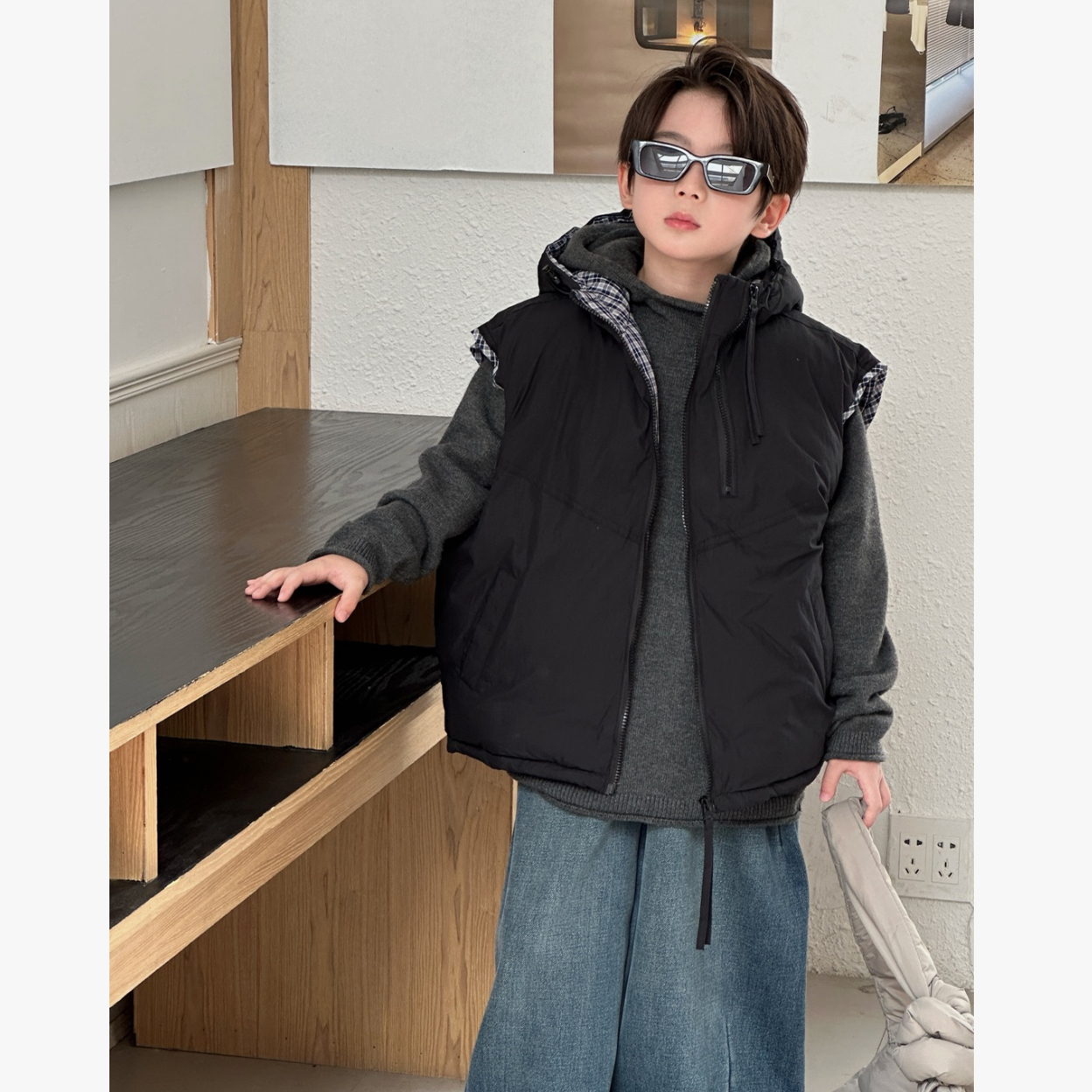 CH 8342 拼格子连帽棉马甲