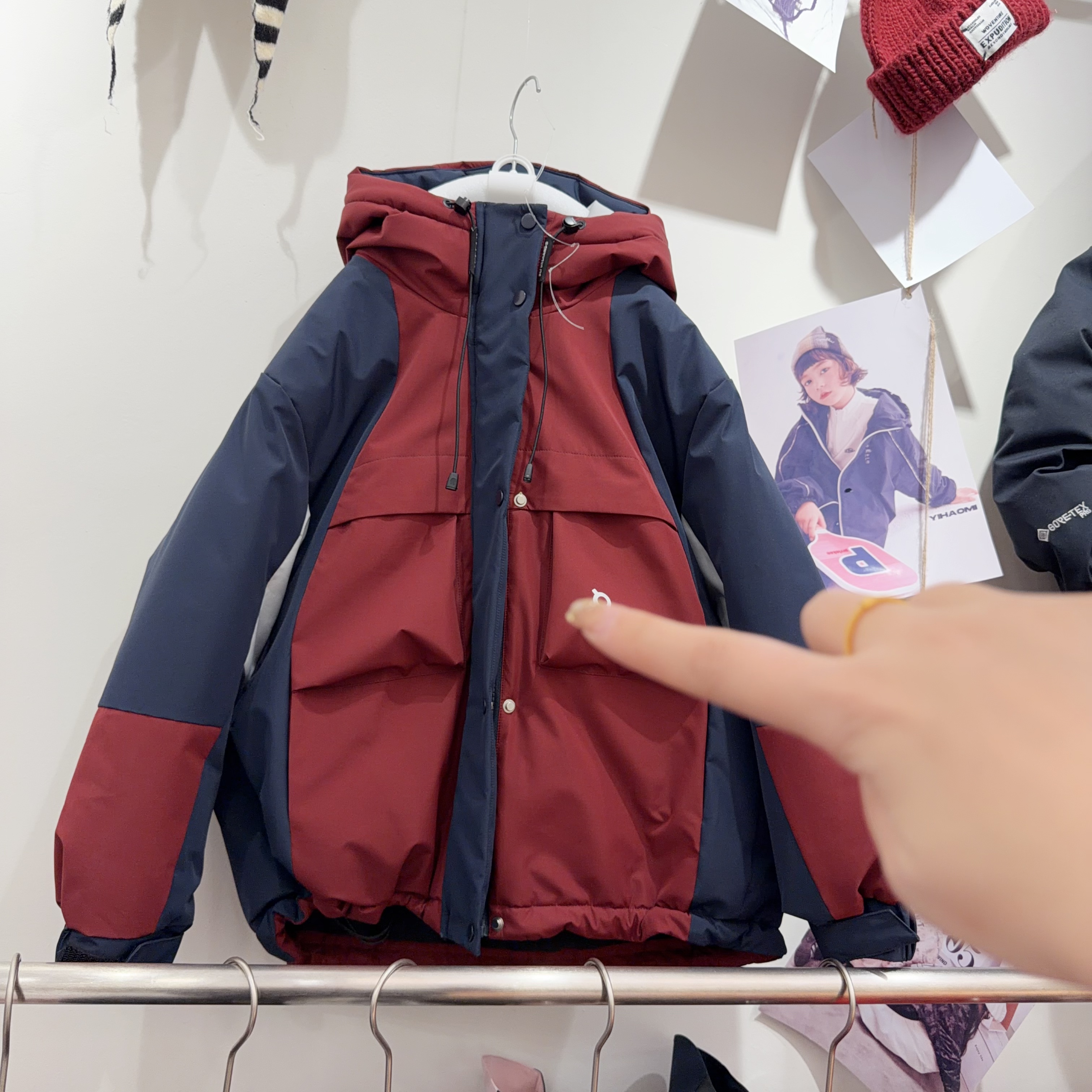 1家 305 插肩袖红色本命年年货冲锋棉衣