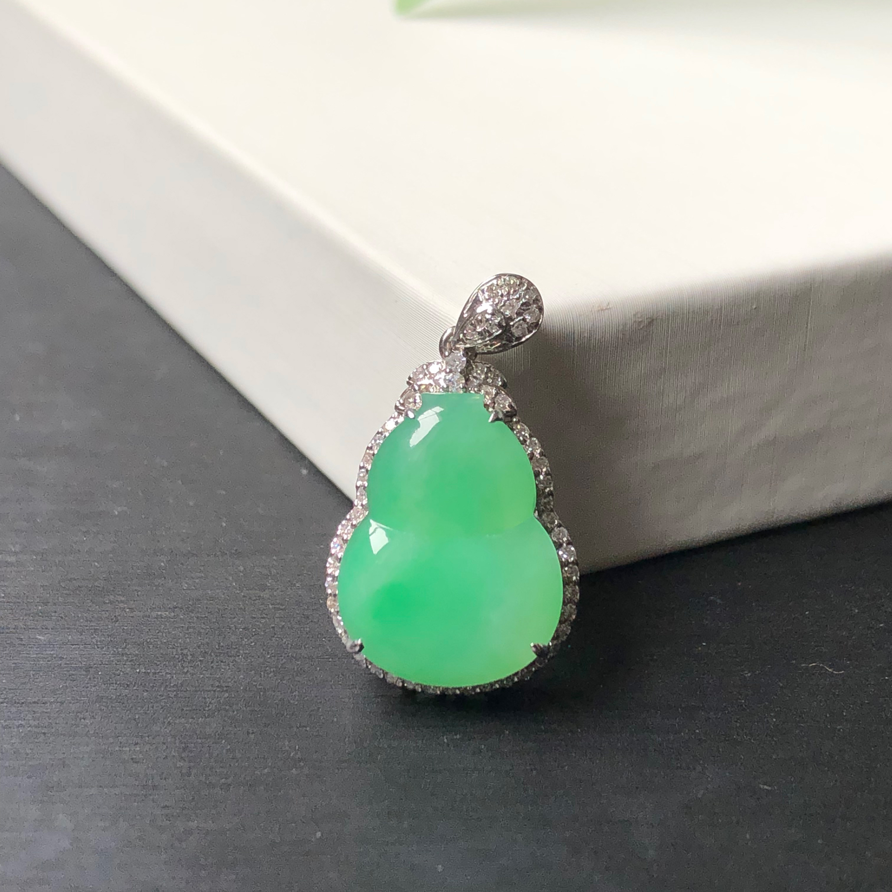 大艺珠宝18k金镶钻冰种甜阳绿翡翠葫芦缅甸天然翡翠A货挂件玉吊坠