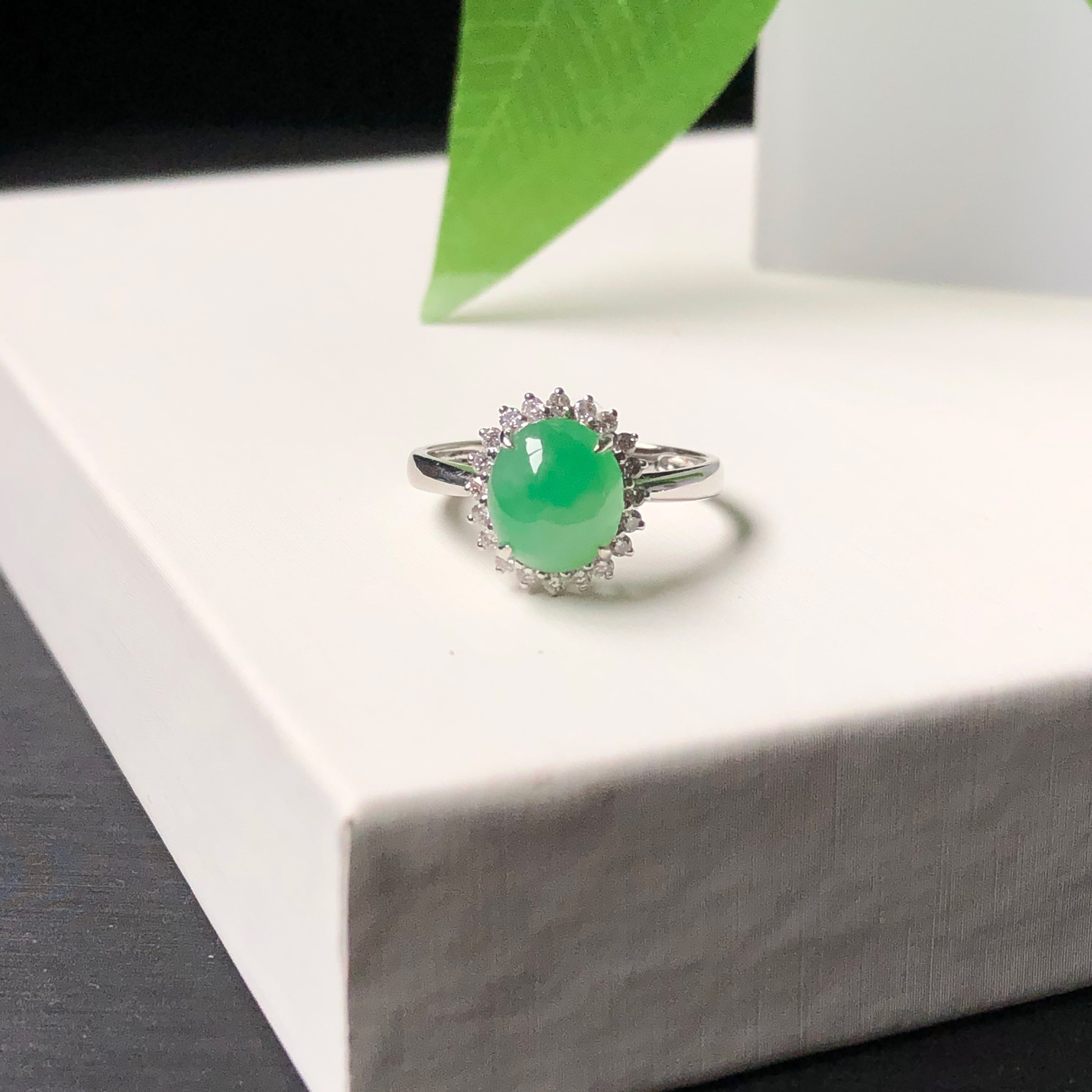 大艺珠宝18k金镶钻冰种飘阳绿翡翠蛋面缅甸天然翡翠a货玉石戒指女