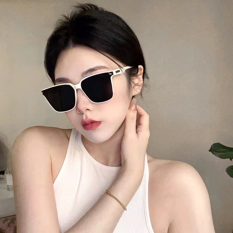 2025新款白色墨镜女感复古方框gm太阳眼镜防紫外线太阳镜男士