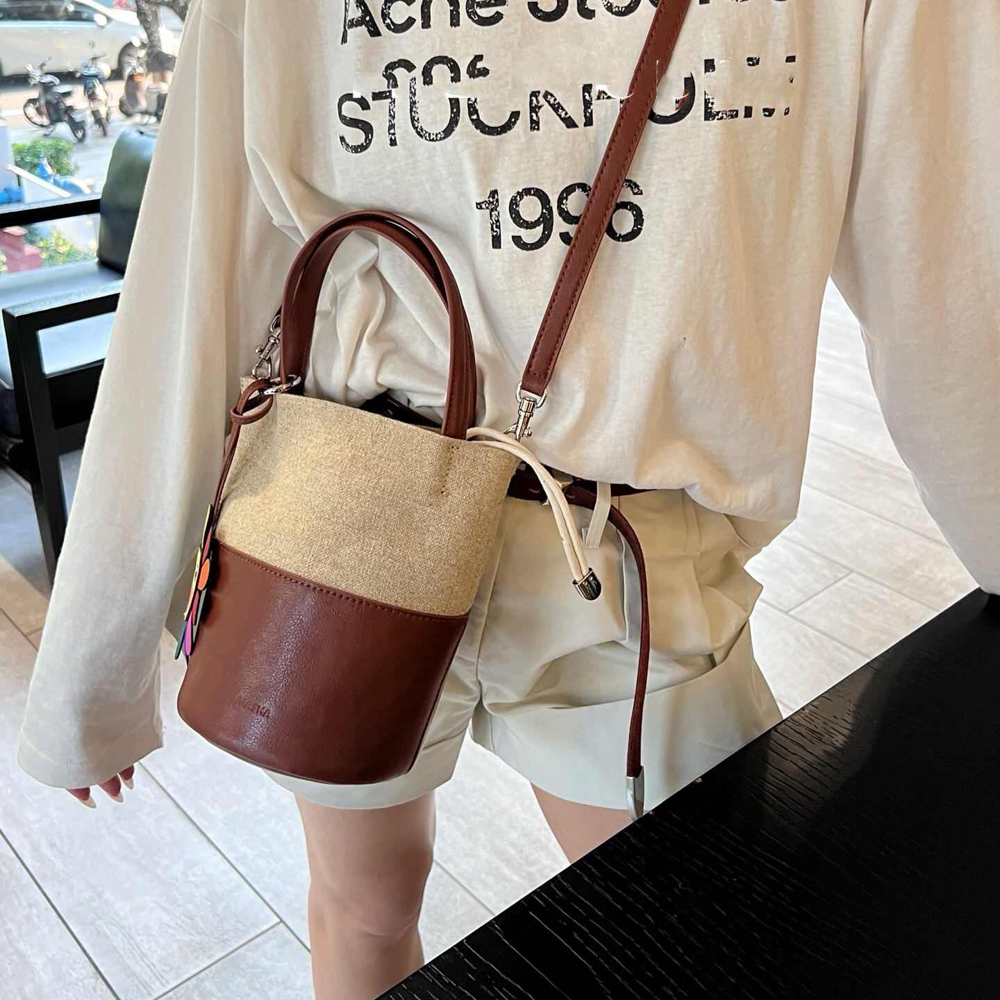 小众设计手提包棉麻拼接水桶包女2025新款高级感通勤单肩斜挎包包