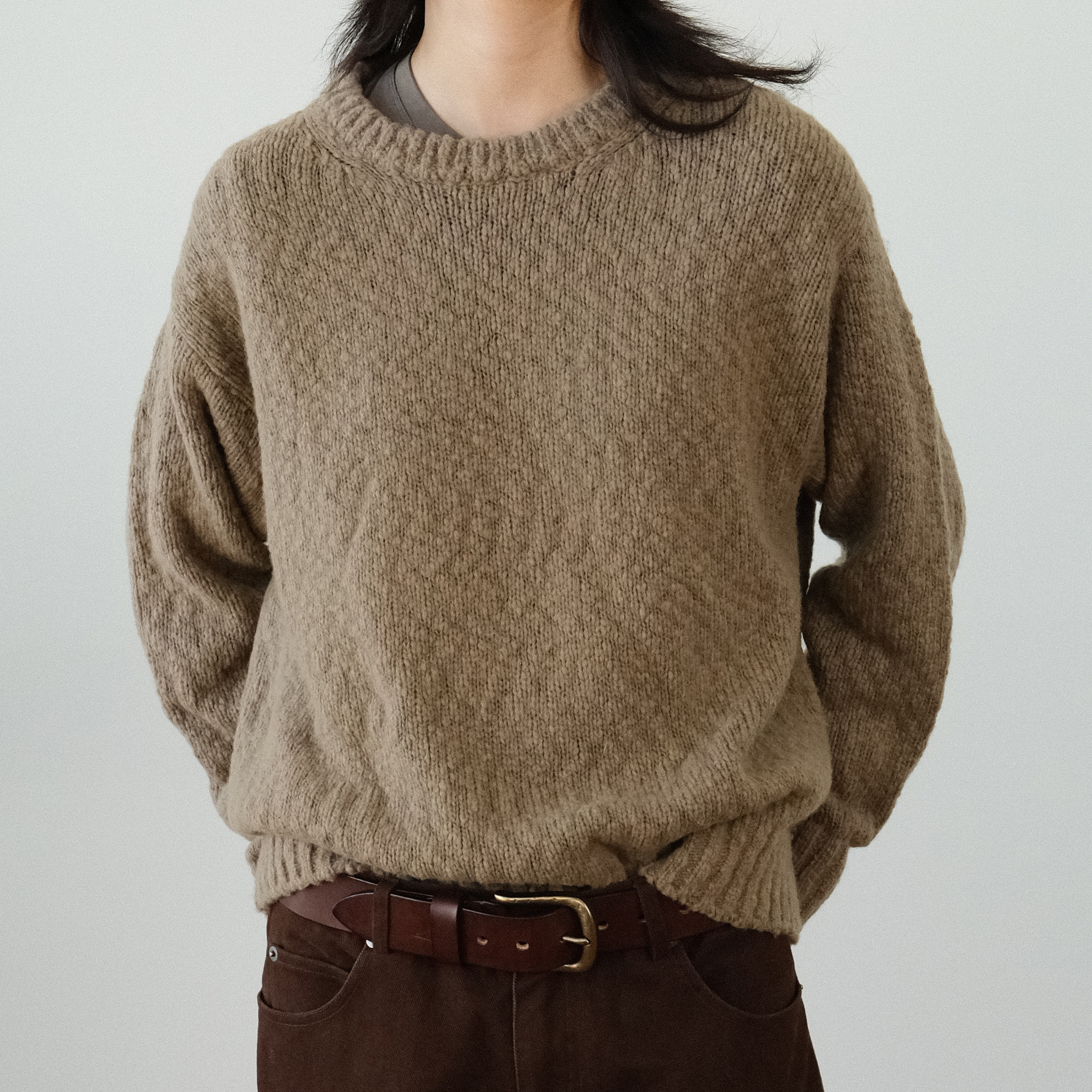 纯羊毛手工扭花圆领毛衣特级工艺