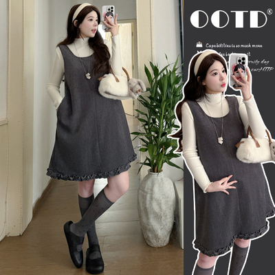 2025新款秋冬季孕妇装法式复古短款木耳边背心连衣裙