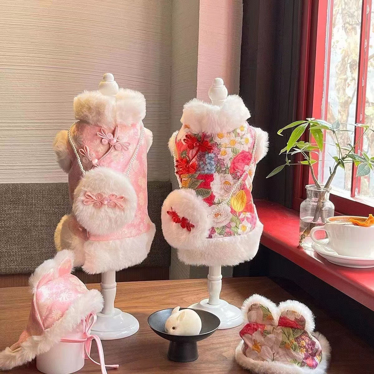 猫咪旗袍宠物唐装新款猫咪唐装马甲宠物盘扣旗袍狗狗过年加绒服装