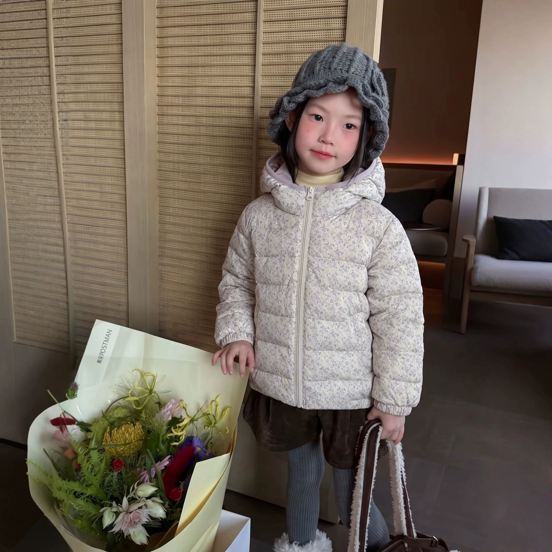 2026新女童碎花羽绒服冬季加厚保暖轻羽绒宝宝连帽小童甜美风外套