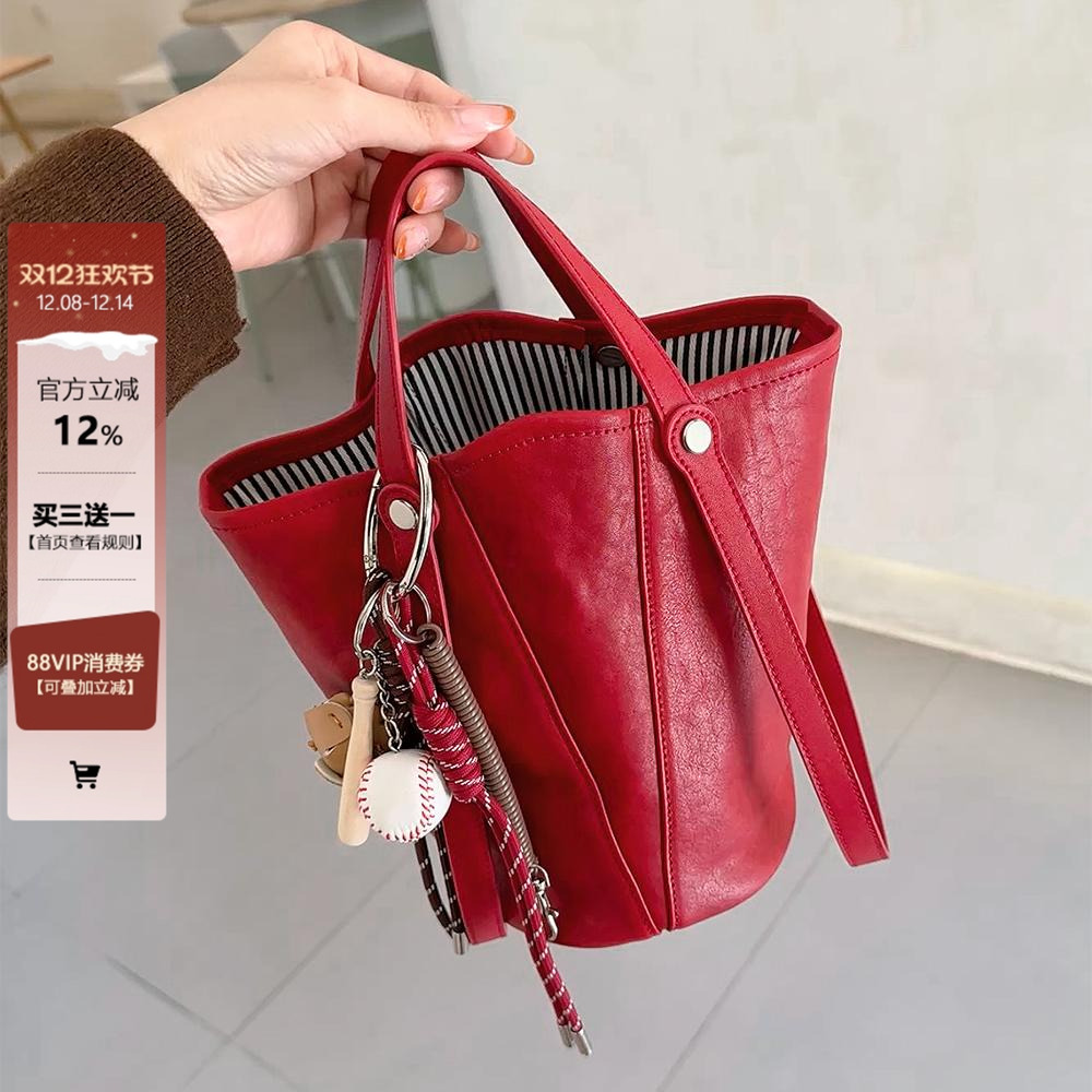 植鞣牛皮水桶包大容量真皮腋下包