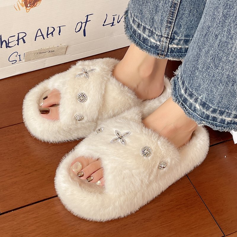高颜值气质简约水钻毛绒绒拖鞋女秋冬季外穿时尚感百搭厚底毛毛拖