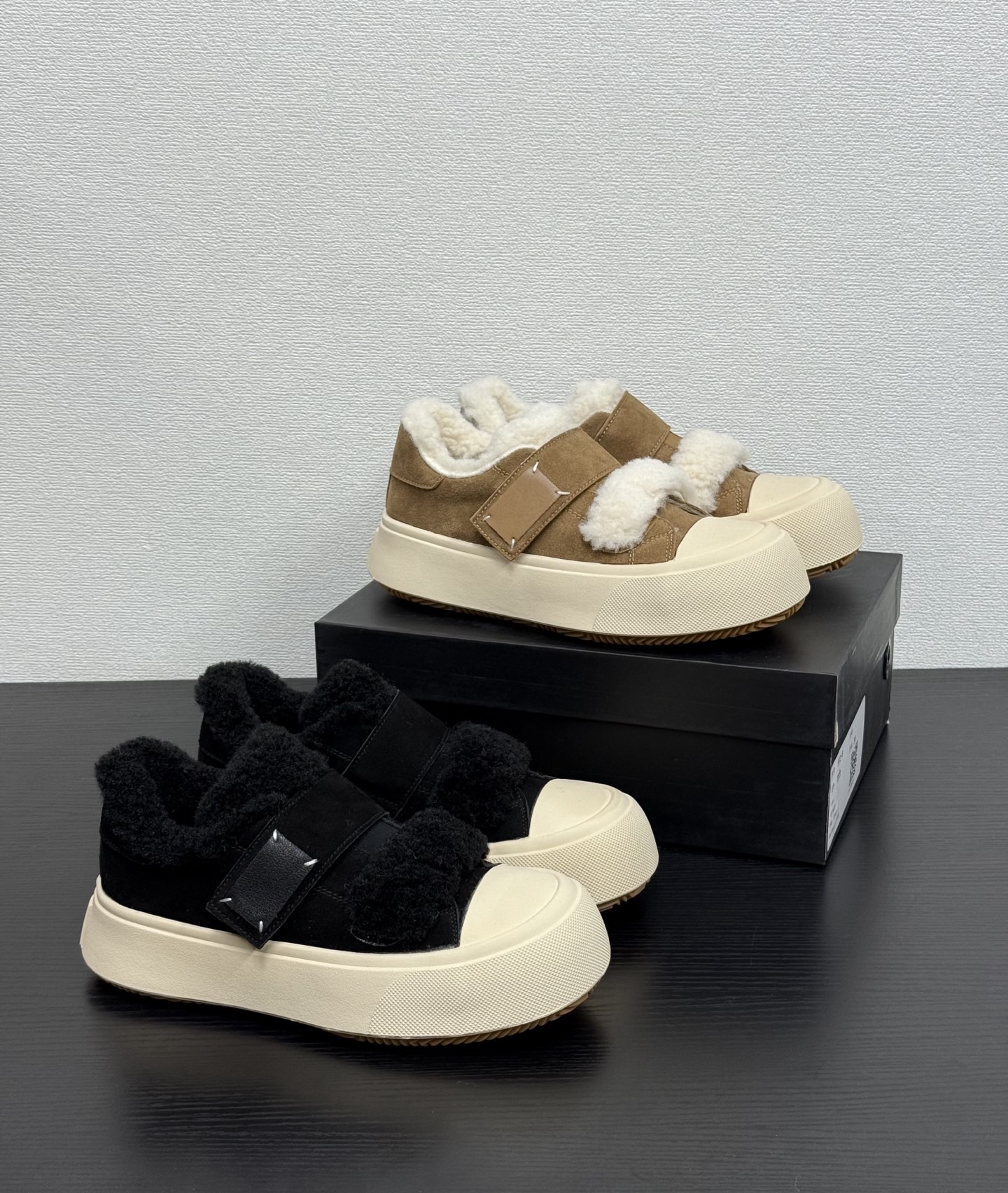 2025秋冬新款女真皮毛毛鞋加绒保暖厚底魔术贴时尚百搭休闲板鞋