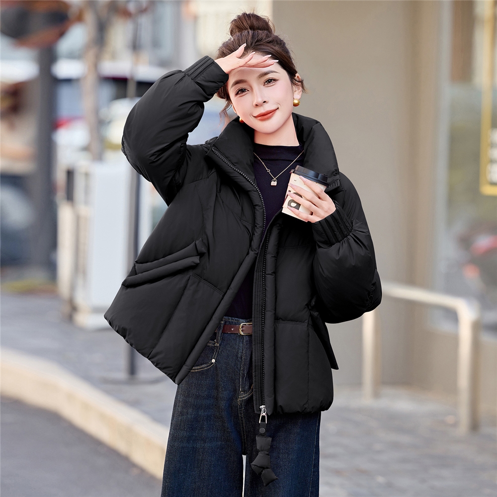 玫红优雅无帽立领女款保暖羽绒服