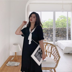 收腰显瘦领结连衣裙