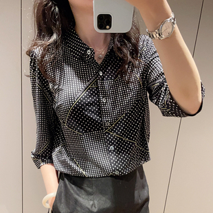 设计感薄款 透气桑蚕丝上衣 32针真丝针织开衫 黑色波点翻领八分袖