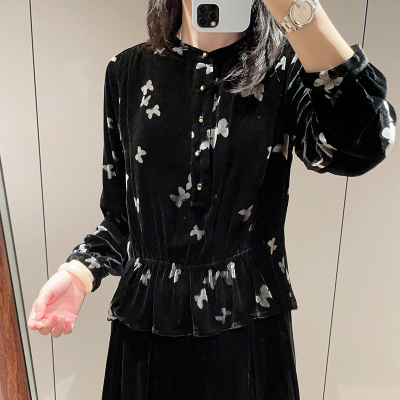 真丝丝绒套头上衣女长袖蝴蝶印花
