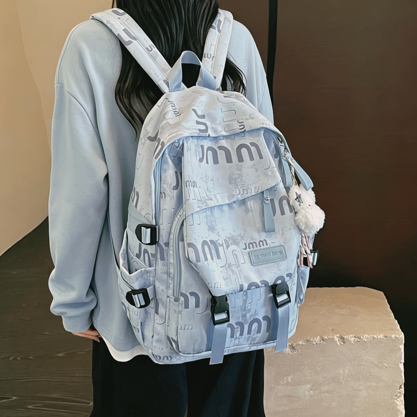 2026新款尼龙女学生通勤双肩包