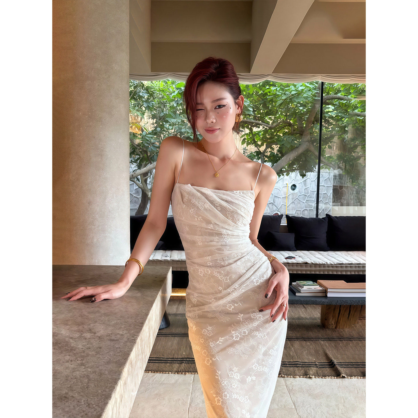 法式露肩蕾丝吊带洋装夏