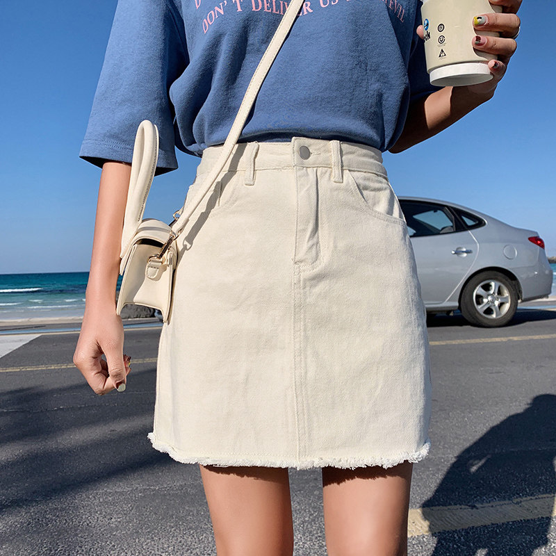 高腰毛边米白色牛仔短裙女夏ins超火的a字半身裙2020春秋新款裙裤