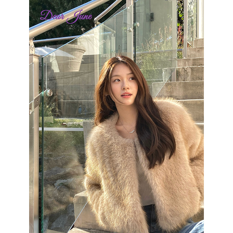 DearJune 韩国博主同款贵气感轻奢皮毛一体外套保暖宽松高级时尚