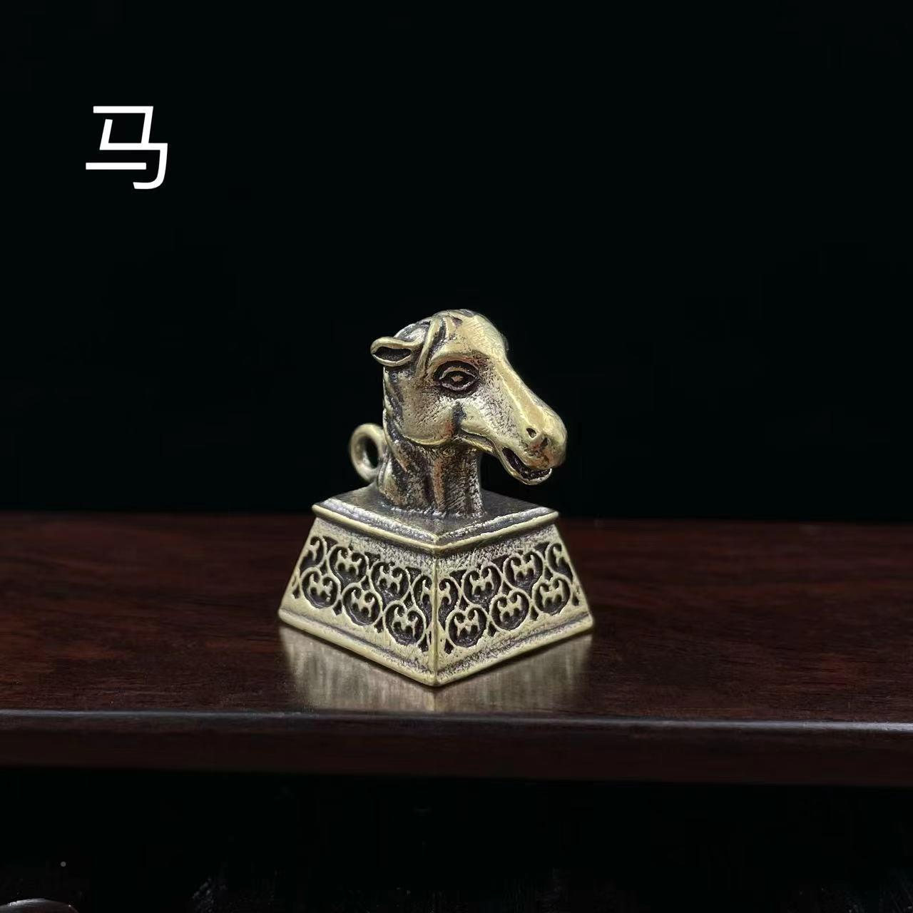 圆明X00916园古玩铜器蛇十二生兽首肖黄铜章印龙摆件鼠兔龙鸡狗属
