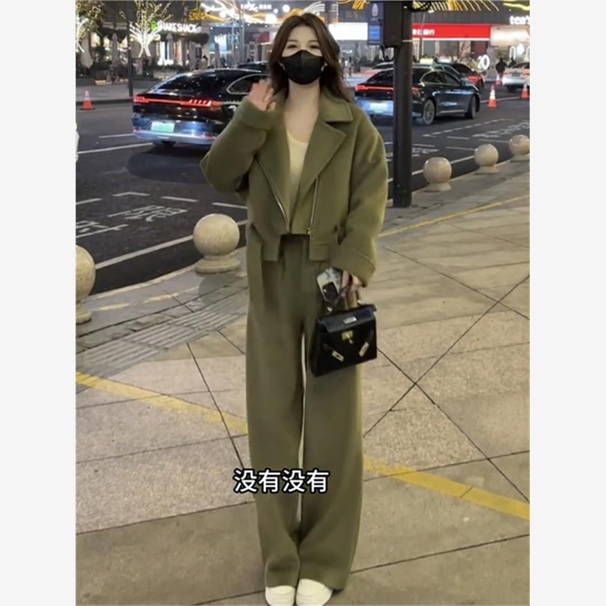 气质网红爆款羽绒毛呢套装女秋冬