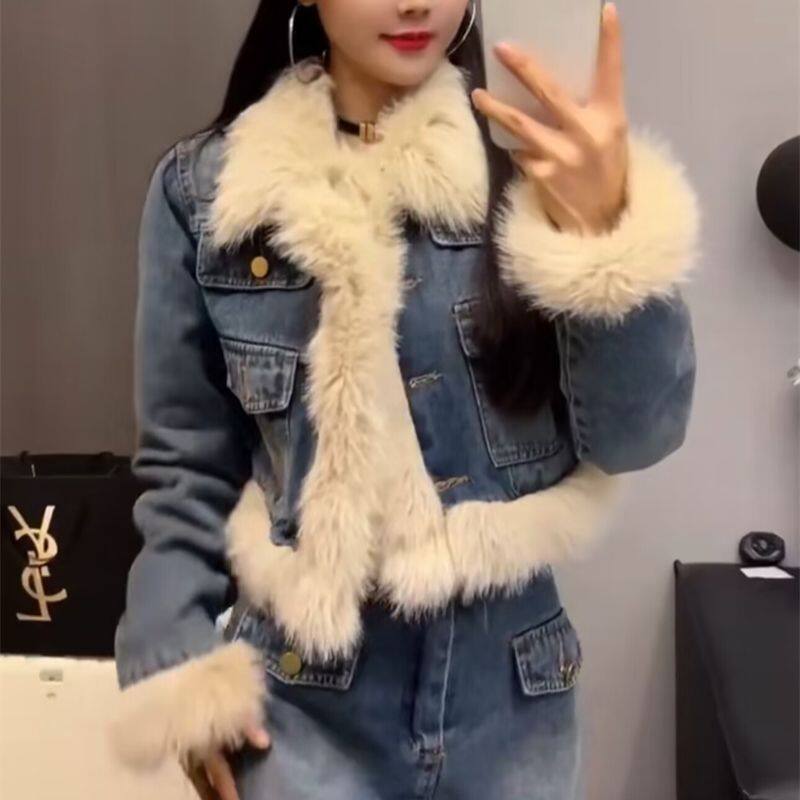 网红爆款套装女2025年冬季新款牛仔毛毛加厚外套高腰半身裙两件套