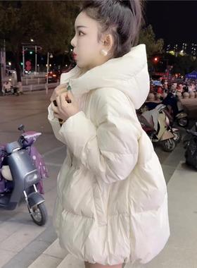 2025冬季网红新款时尚连帽棉衣女韩系减龄白色宽松显瘦娃娃版棉服