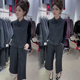 套装 打底衫 女2025冬季 气质减龄盘扣马夹阔腿裤 三件套 新款 国风时尚