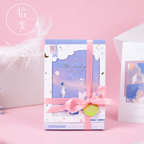 卡通少女手绘动漫日系明信片