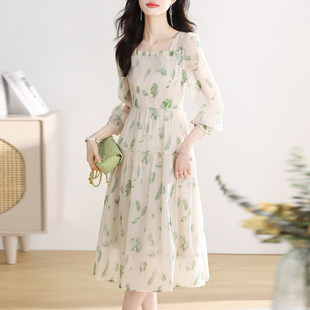 碎花雪纺连衣裙子女士春秋季2026年新款小个子妈妈长袖气质中长裙