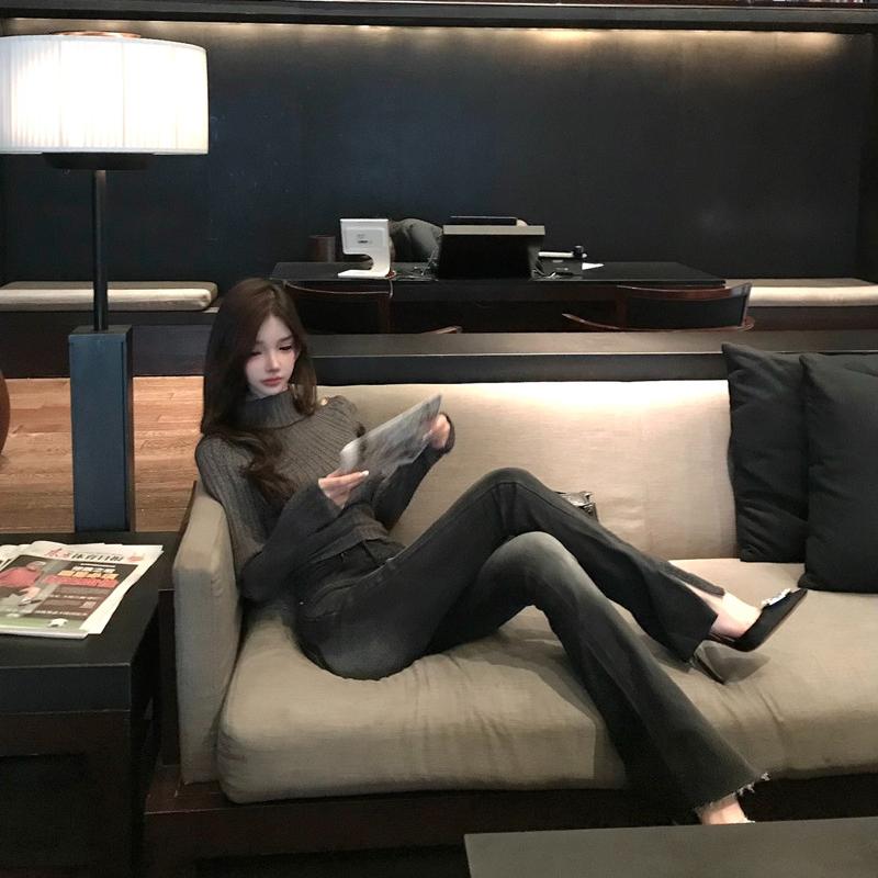 磨白弹力辣妹拖地高腰微喇叭欧蓄