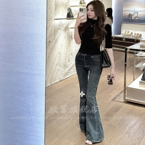 【色落牛仔】”Demin丰胯版“秋冬加绒带丰胯水洗微喇牛仔长裤女
