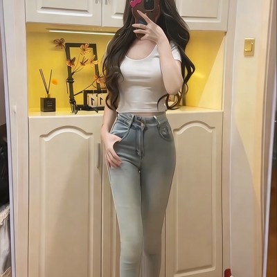 穿出蜜桃臀！双扣设计高腰丰胯垫修身显瘦显身材百搭加绒牛仔裤女