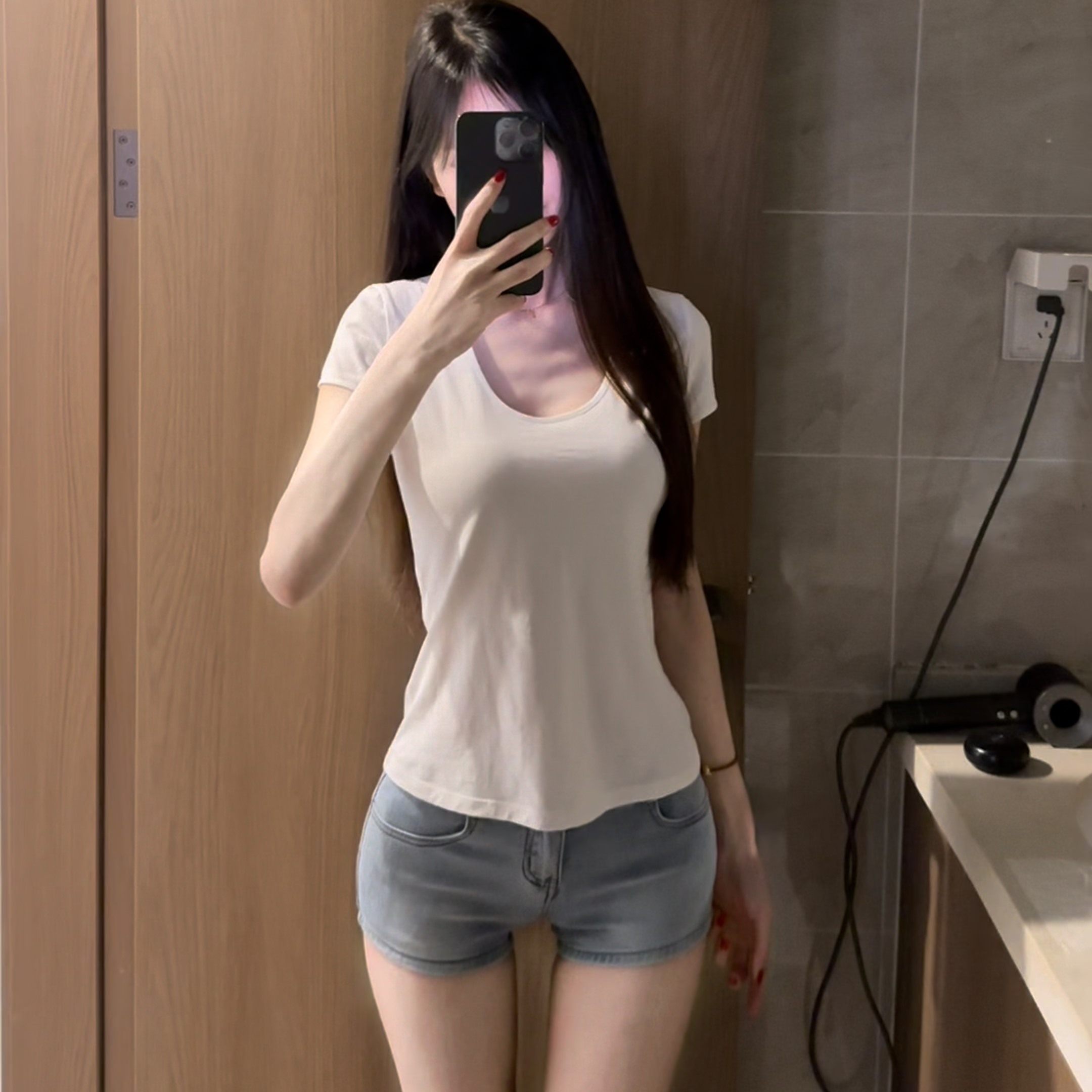 韩版低腰丰胯短裤弹力修身显瘦百搭浅蓝色牛仔短裤