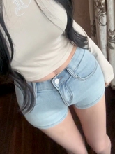 夏季辣妹低腰丰胯超短裤女韩版百搭显瘦性感弹力紧身包臀牛仔热裤
