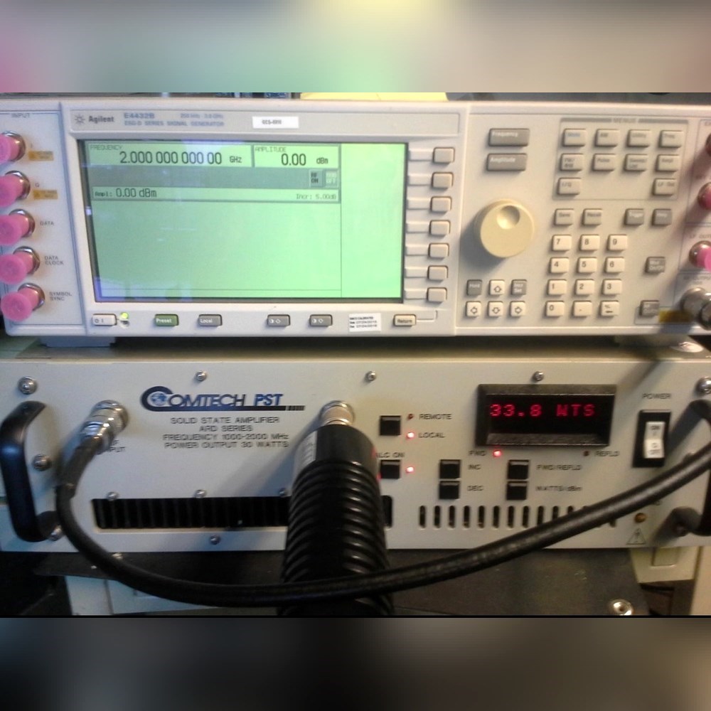 射频放大器 1 GHz 至 2 GHz 30Wt 45dB 议价