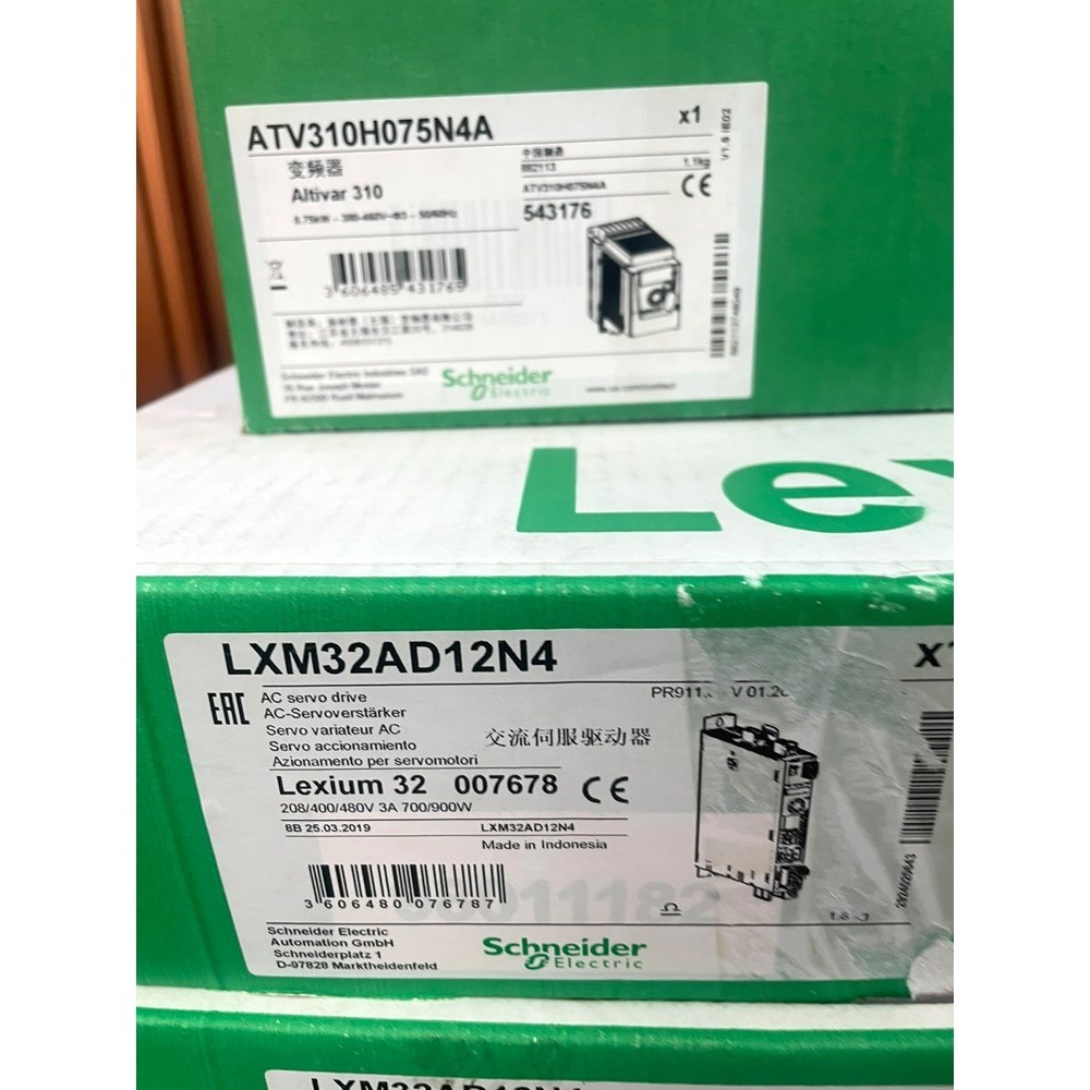 LXM32AD12N4施耐德原装驱动现货特价处理 议价