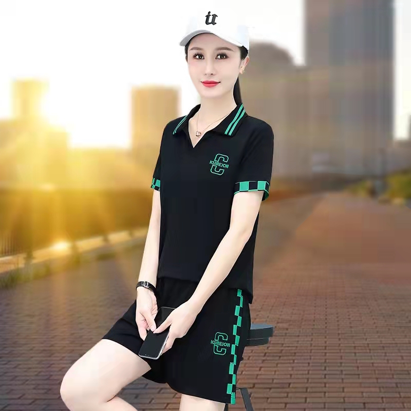夏季休闲运动服套装女2025新款时尚薄款短袖短裤冰丝五分裤两件套