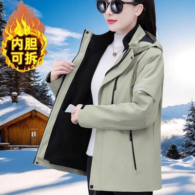 新款女士秋冬正品三合一冲锋衣加绒风衣女中年妈妈加大码旅行外套