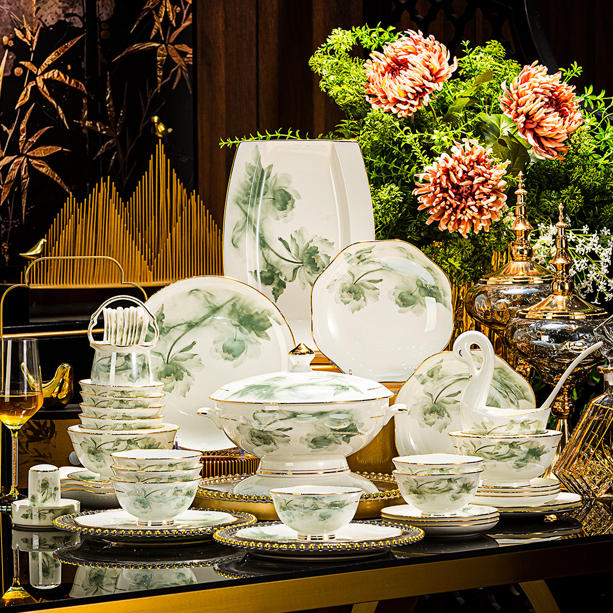 景德镇骨瓷家用轻奢水墨兰彩陶瓷餐具乔迁新婚送礼欧式餐具套装