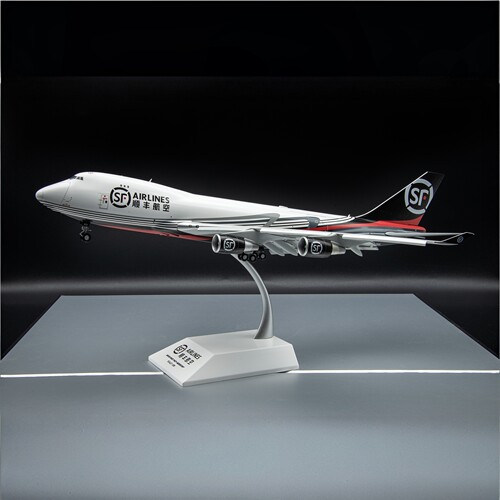 JCWings顺丰航空波音747-400ERF合金飞机模型1:200收藏级合金摆件