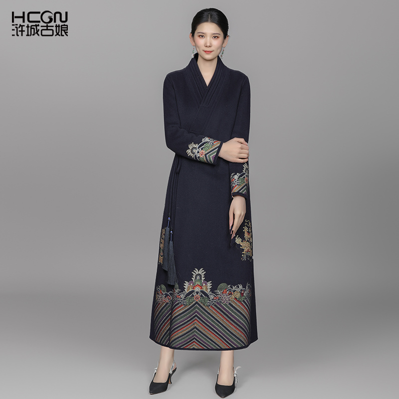 中国风刺绣保暖双面呢气质长大衣