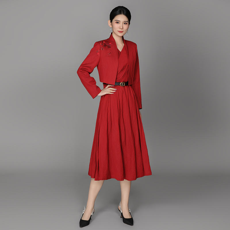 中国风棉质时尚刺绣气质显瘦套装