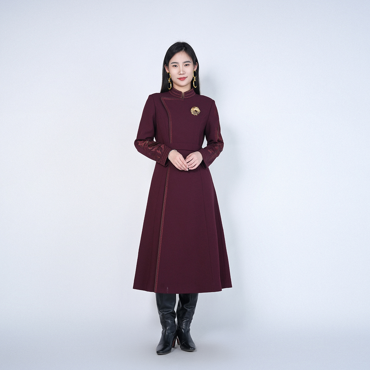 浒城古娘春季新款女装精致刺绣气质百搭中式国风战袍连衣裙女春秋