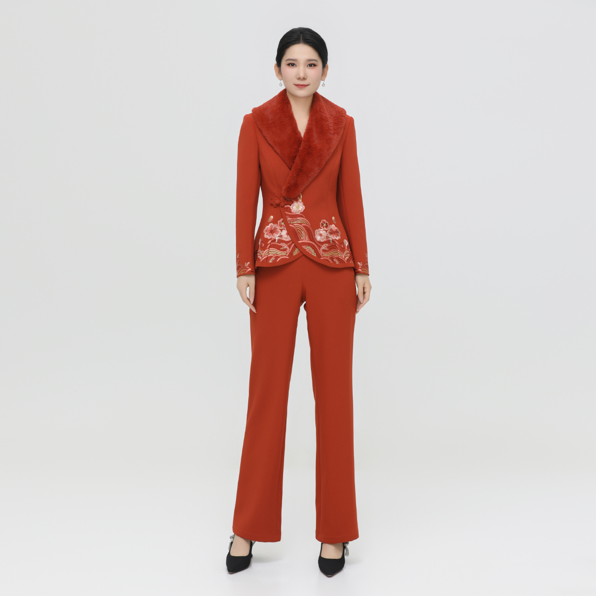 hcgn/浒城古娘秋冬重工刺绣套装