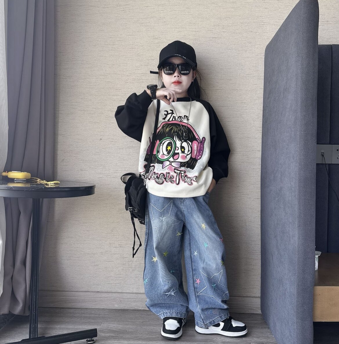 女童春秋季韩版宽松插肩袖卡通卫衣中大童绣花牛仔阔腿裤直筒裤潮